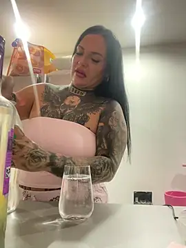  MelinaCurves  online show from May 15, 10:19 pm