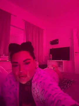  MelinaCurves  online show from March 11, 11:58 pm