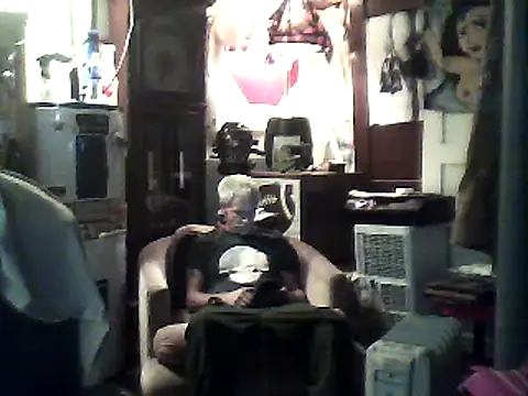 Snapshot of Biknight chatting on February 9, 12:17 am Biknight online show from February 9, 12:17 am
