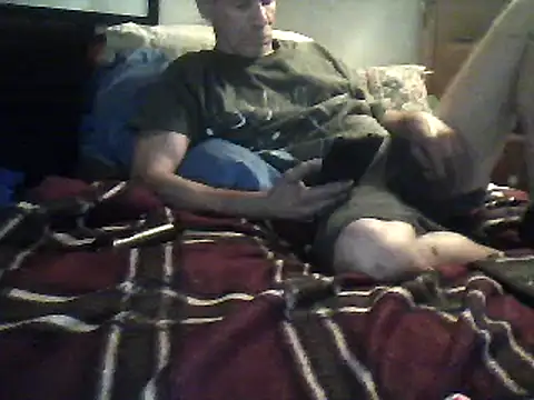 Snapshot of Biknight chatting on February 9, 7:52 pm Biknight online show from February 9, 7:52 pm