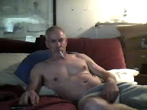 Snapshot of Biknight chatting on February 19, 3:17 am Biknight online show from February 19, 3:17 am