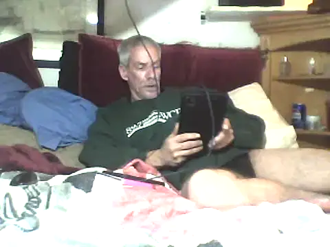 Snapshot of Biknight chatting on March 10, 12:18 am Biknight online show from March 10, 12:18 am