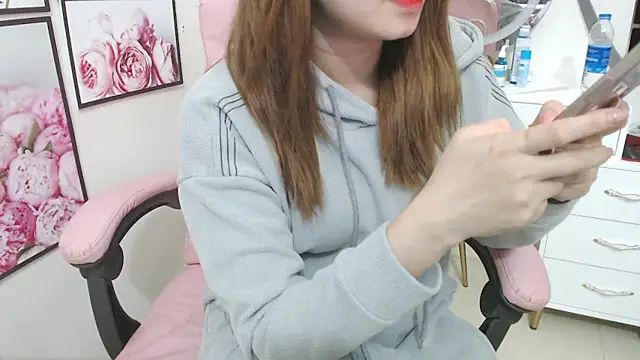 Snapshot of Hanako_love chatting on March 15, 3:59 pm Hanako love online show from March 15, 3:59 pm