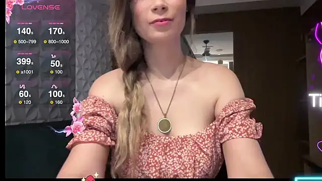 Leilacharlotte online show from October 28, 10:09 pm