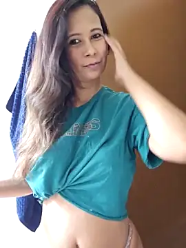 Leilacharlotte online show from February 28, 12:49 pm