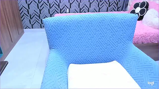 Snapshot of Toyota_Motor_Corporation chatting on November 4, 11:19 pm Toyota Motor Corporation online show from November 4, 11:19 pm