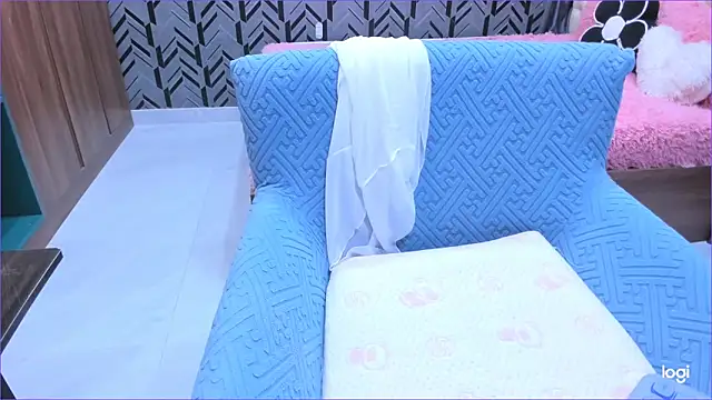 Snapshot of Toyota_Motor_Corporation chatting on November 14, 11:19 pm Toyota Motor Corporation online show from November 14, 11:19 pm