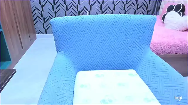 Snapshot of Toyota_Motor_Corporation chatting on October 30, 11:12 pm Toyota Motor Corporation online show from October 30, 11:12 pm