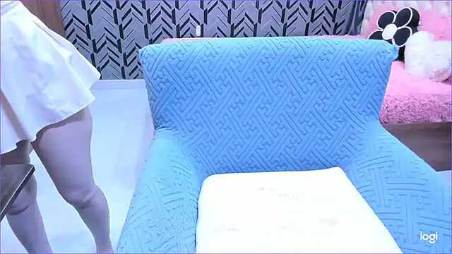 Snapshot of Toyota_Motor_Corporation chatting on November 24, 11:16 pm Toyota Motor Corporation online show from November 24, 11:16 pm