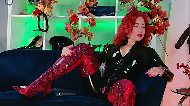 Snapshot of Ella__Kross chatting on September 25, 4:07 am Ella Kross online show from September 25, 4:07 am
