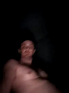 Sniffing Men online show from March 25, 8:35 am