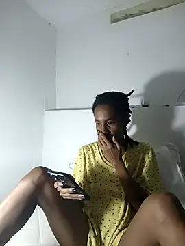 Snapshot of africa_deluxe chatting on November 7, 3:49 pm africa deluxe online show from November 7, 3:49 pm