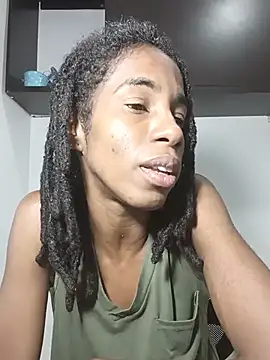 Snapshot of africa_deluxe chatting on July 9, 9:58 pm africa deluxe online show from July 9, 9:58 pm