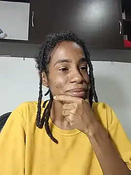 Snapshot of africa_deluxe chatting on July 10, 11:43 am africa deluxe online show from July 10, 11:43 am