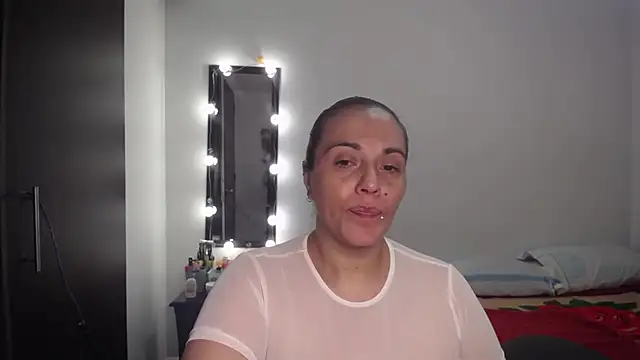 zoe hotxxx online show from October 6, 2:18 pm