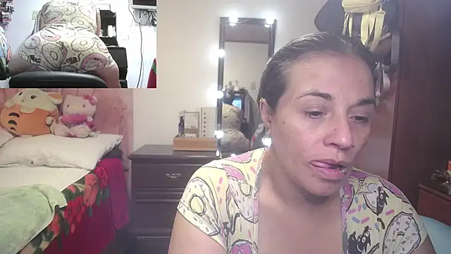 zoe hotxxx online show from May 16, 2:27 pm