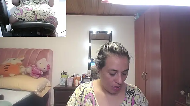 zoe hotxxx online show from January 17, 2:09 pm