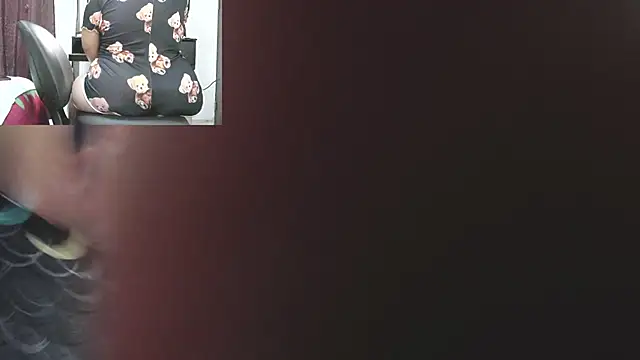 zoe hotxxx online show from October 31, 2:35 pm