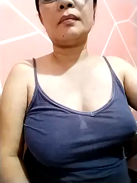  wetty kitty  online show from April 4, 6:53 am