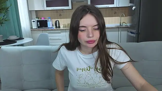 Naughty Alice online show from February 5, 10:11 am