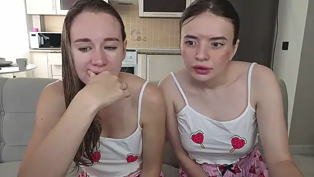 Naughty Alice online show from April 3, 6:09 am