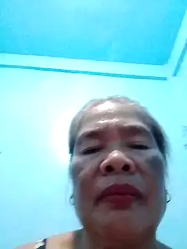 Snapshot of sexylizzy4u chatting on October 20, 12:49 pm sexylizzy4u online show from October 20, 12:49 pm