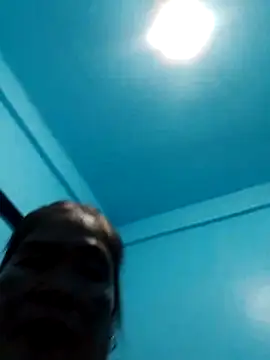 Snapshot of sexylizzy4u chatting on December 17, 2:00 pm sexylizzy4u online show from December 17, 2:00 pm