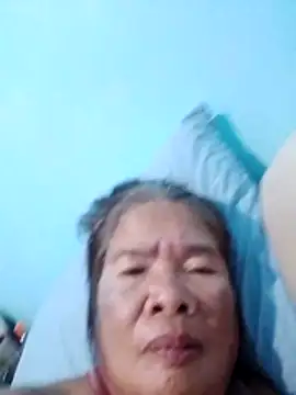 Snapshot of sexylizzy4u chatting on February 18, 3:52 pm sexylizzy4u online show from February 18, 3:52 pm