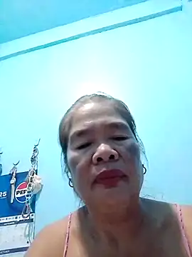 Snapshot of sexylizzy4u chatting on October 21, 7:13 pm sexylizzy4u online show from October 21, 7:13 pm