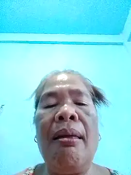 Snapshot of sexylizzy4u chatting on October 25, 6:45 am sexylizzy4u online show from October 25, 6:45 am