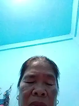 Snapshot of sexylizzy4u chatting on January 13, 1:48 pm sexylizzy4u online show from January 13, 1:48 pm