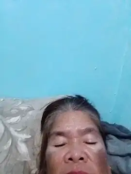 Snapshot of sexylizzy4u chatting on October 25, 6:52 pm sexylizzy4u online show from October 25, 6:52 pm