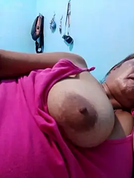 sexylizzy4u online show from April 2, 8:37 pm