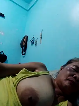 sexylizzy4u online show from March 3, 4:47 pm