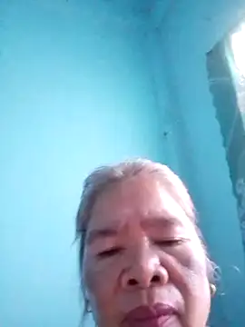 sexylizzy4u online show from April 4, 8:10 am