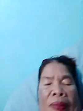 Snapshot of sexylizzy4u chatting on January 10, 4:24 pm sexylizzy4u online show from January 10, 4:24 pm