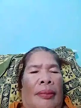 Snapshot of sexylizzy4u chatting on February 1, 1:31 pm sexylizzy4u online show from February 1, 1:31 pm