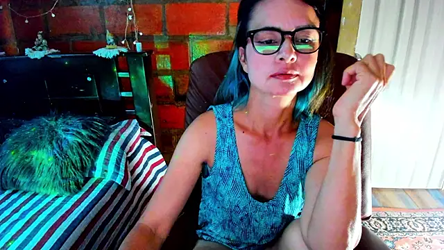 BrianaGarner online show from March 25, 7:57 pm