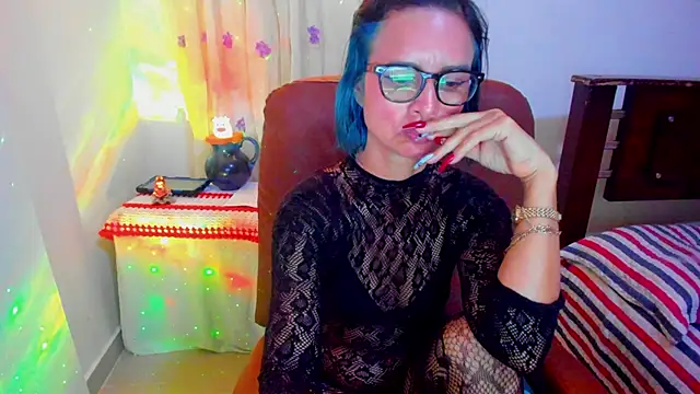 BrianaGarner online show from October 23, 3:00 pm