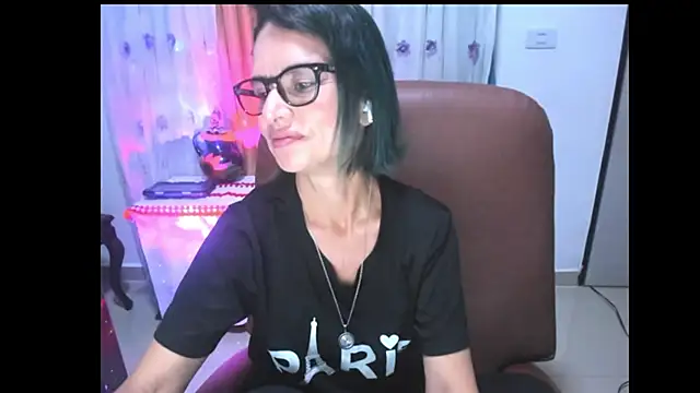 BrianaGarner online show from September 14, 7:42 am