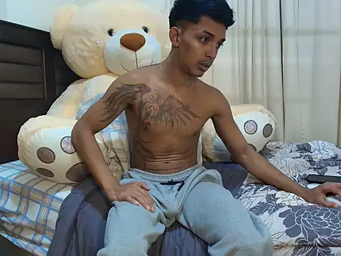 Snapshot of _dannyaldana_ chatting on January 18, 2:12 pm  dannyaldana  online show from January 18, 2:12 pm