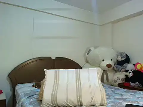 Snapshot of _dannyaldana_ chatting on January 18, 5:15 pm  dannyaldana  online show from January 18, 5:15 pm