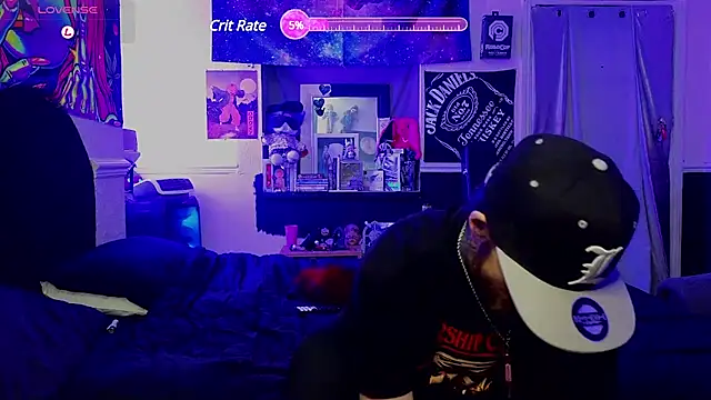 AltustThomas online show from February 4, 12:40 am