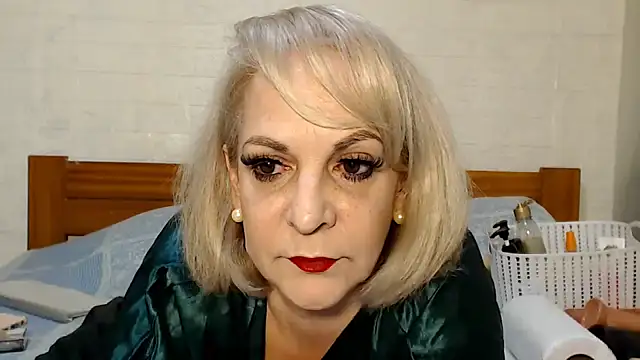 awild kitten online show from March 20, 9:43 am