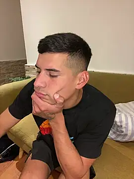 sralalo online show from March 5, 11:43 pm