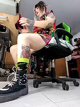 Snapshot of cindy_ink chatting on September 24, 4:46 pm cindy ink online show from September 24, 4:46 pm
