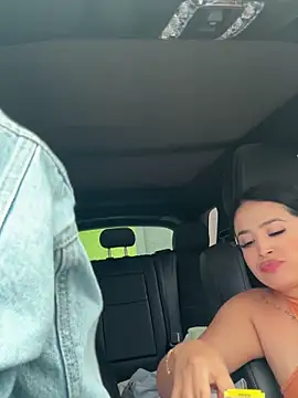 Snapshot of emilyjohanson chatting on March 18, 2:06 pm emilyjohanson online show from March 18, 2:06 pm