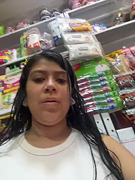 Snapshot of emilyjohanson chatting on June 25, 5:07 pm emilyjohanson online show from June 25, 5:07 pm