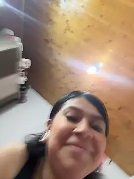 emilyjohanson online show from April 15, 6:12 pm