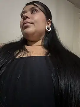 emilyjohanson online show from May 3, 6:40 am